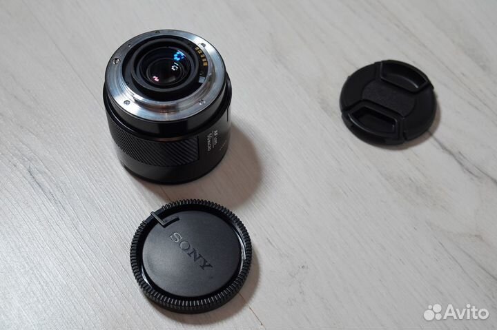 Minolta AF 50\2.8 Macro