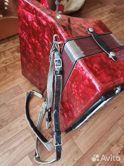 Аккордеон weltmeister Stella