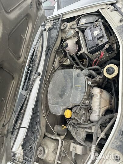 В разборке рено