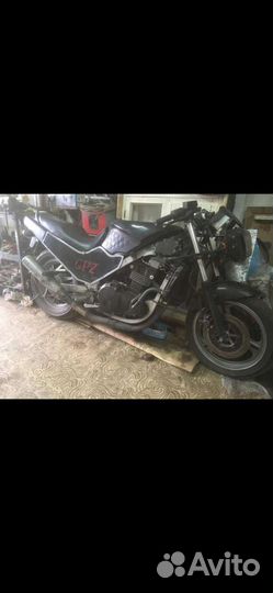 Kawasaki gpz 500 s