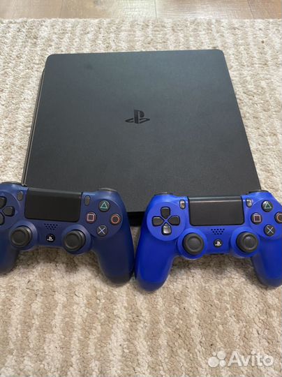 Sony PS4 1 tb + 2 джойса