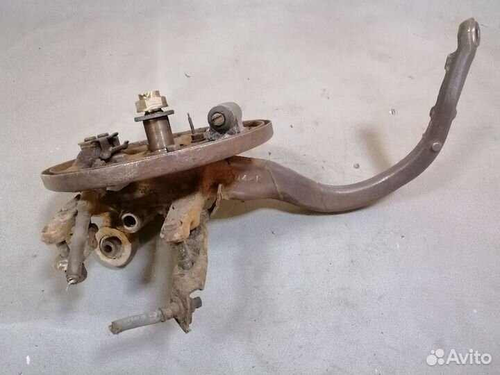 Кулак поворотный задний правый для Honda Accord IV