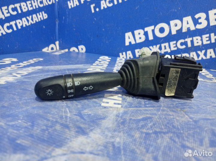 Переключатель поворотов Chevrolet Lacetti седан