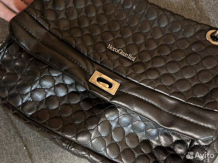 Сумка женская через плечо на цепочке