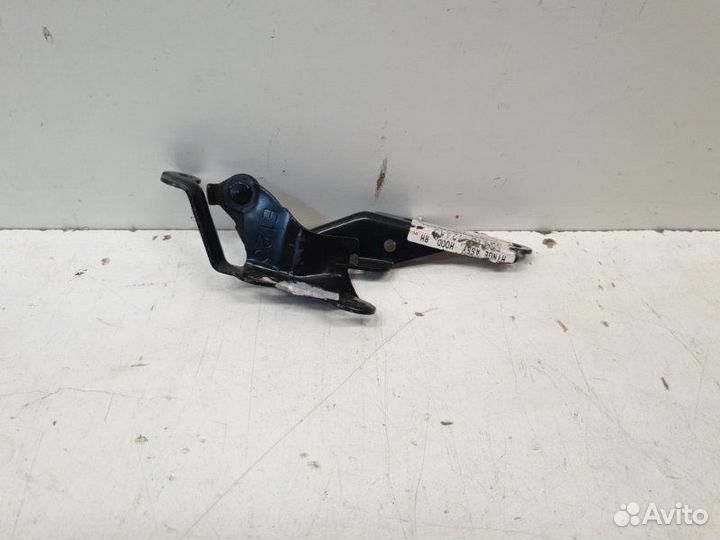 Петля Капота правая Toyota Corolla E120 2001-2007