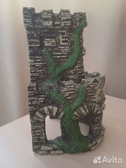 Грот, замок для аквариума