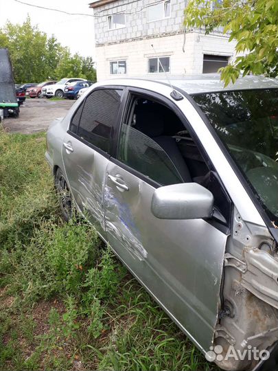 На разбор мицубиси ланцер цедия