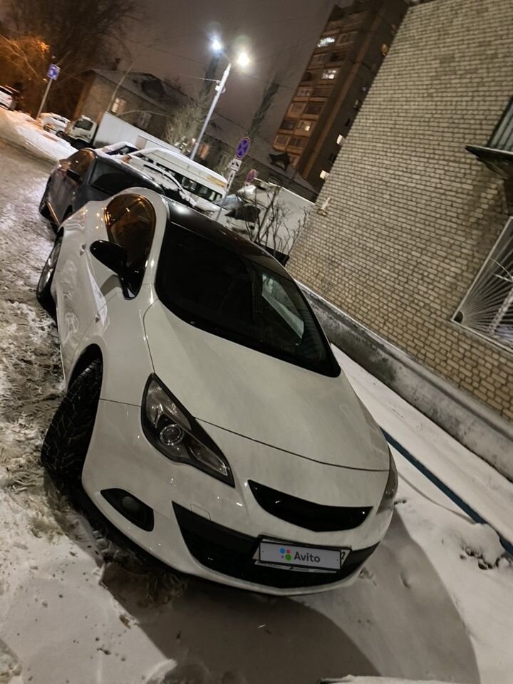 Opel Astra GTC: фото владельца