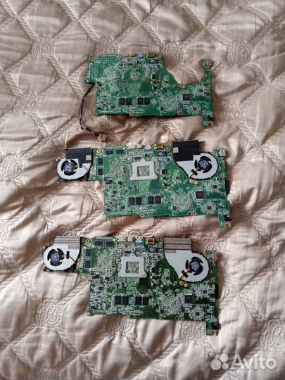 Материнская плата V5-552G (DA0zrimb8E0 под ремонт