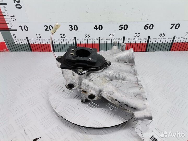 Коллектор впускной Volkswagen Golf 1992