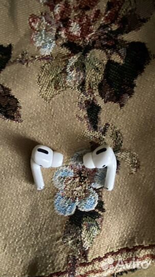 Apple airpods pro