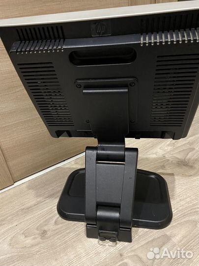 Монитор hp 1740