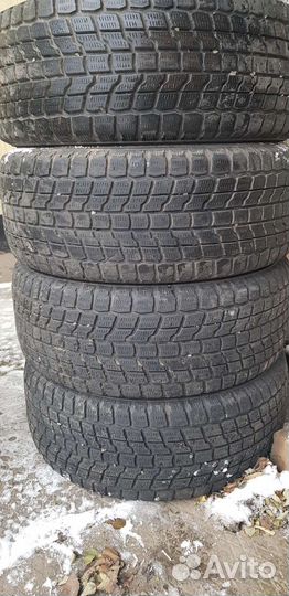 Yokohama 104ZR 255/55 R18