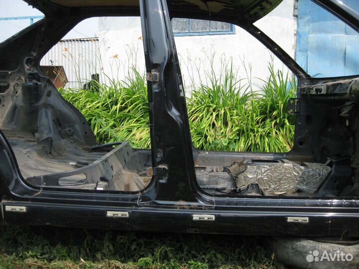 Стойка средняя с частью порога Чери Амулет