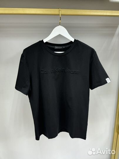 Calvin klein футболка