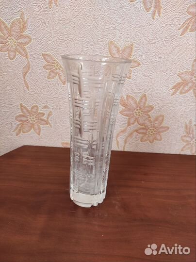 Хрустальная ваза