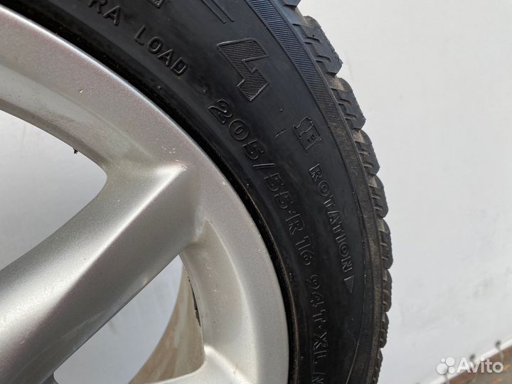 Компект зимней резины от Toyota Corolla