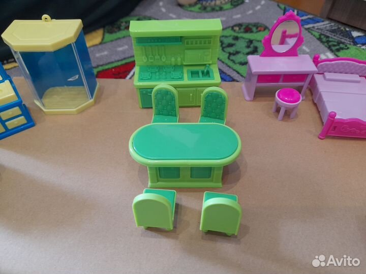 Игрушечная мебель