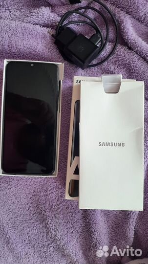 Samsung Galaxy A50, 4/64 ГБ