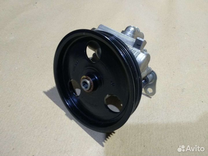 Насос гура largus