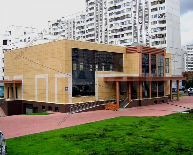 Здание, арендный бизнес 1498.2 м²