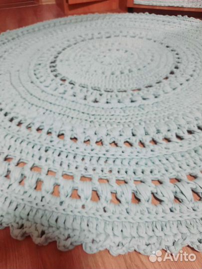 Ковёр из трикотажной пряжи