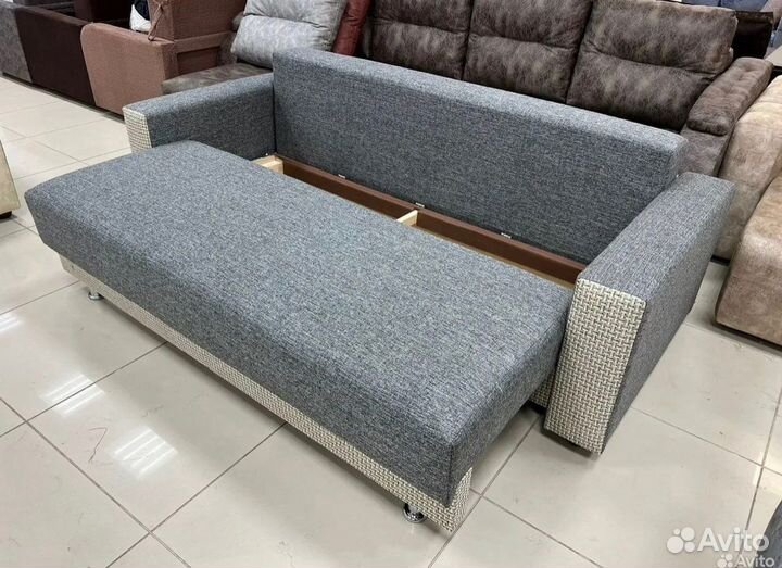 Диван