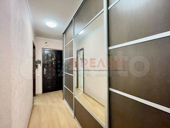 3-к. квартира, 80 м², 6/10 эт.