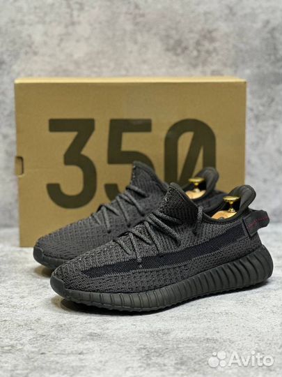 Кроссовки adidas yeezy boost 350 v2 black