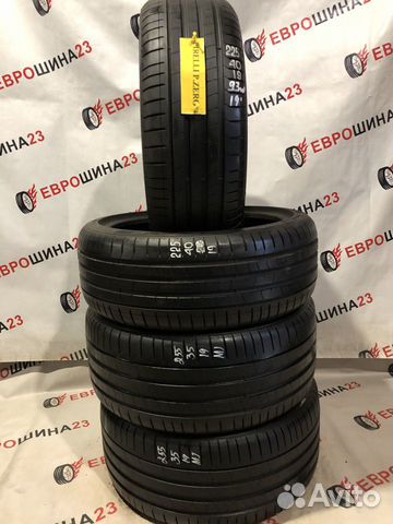 Pirelli P Zero PZ4 225/40 R19 и 255/35 R19 93W