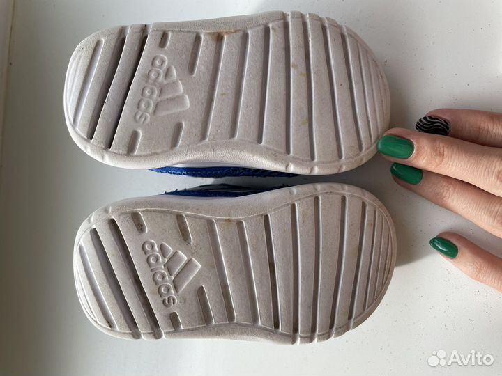 Кроссовки adidas оригинал
