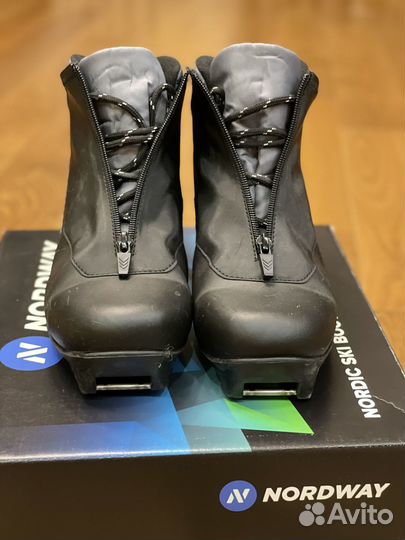 Лыжные ботинки nordway 39 новые