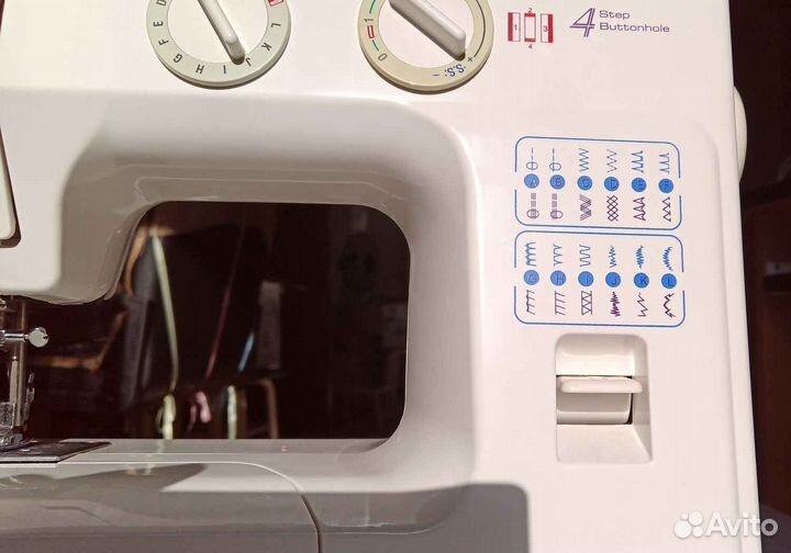 Швейная машинка Comfort 30