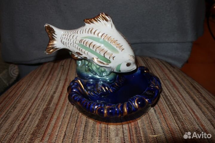 Фарфоровая пепельница Карп.Рыба.Дулёво