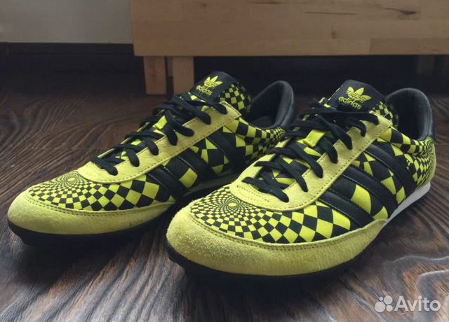 Adidas jeremy scott js arrow archive купить в Спасске-Дальнем по