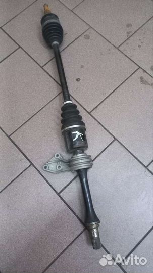 Привод полуось передняя правая Suzuki Kizashi 2WD