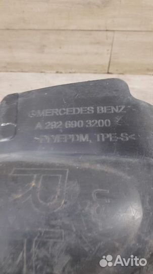 Подкрылок передний правый Mercedes Gle Class C 292