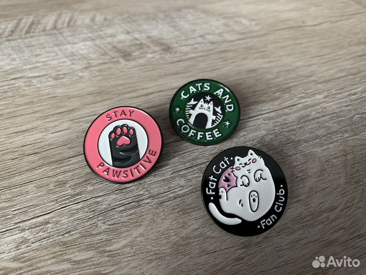 Значки булавки