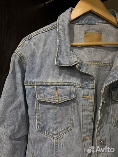 Джинсовая куртка