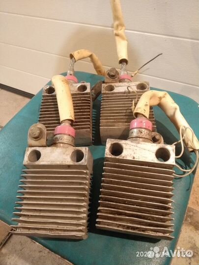 Тиристоры и диоды