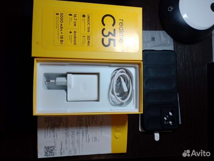 Realmi c35 смартфон