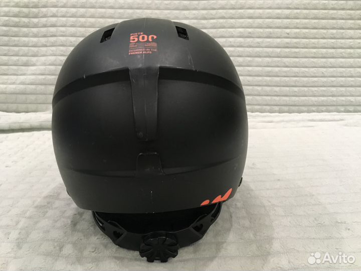 Шлем горнолыжный