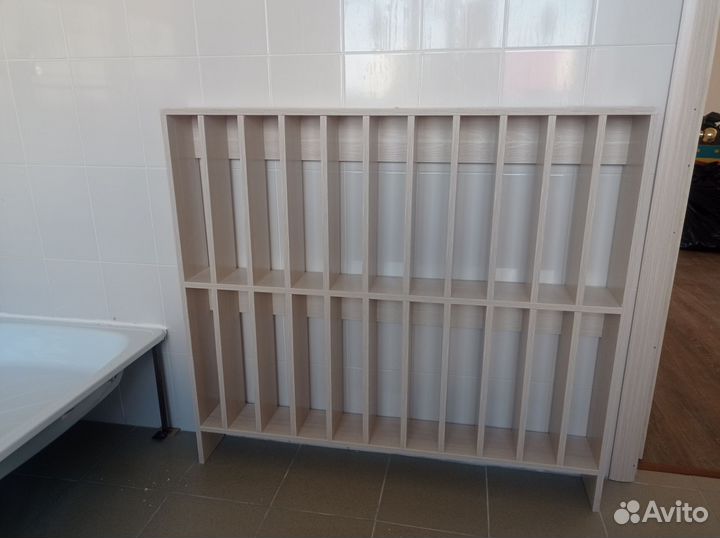 Стеллаж для полотенец в детский сад