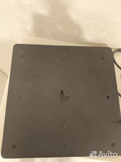 Sony Playstation 4 Slim (PS4Slim)