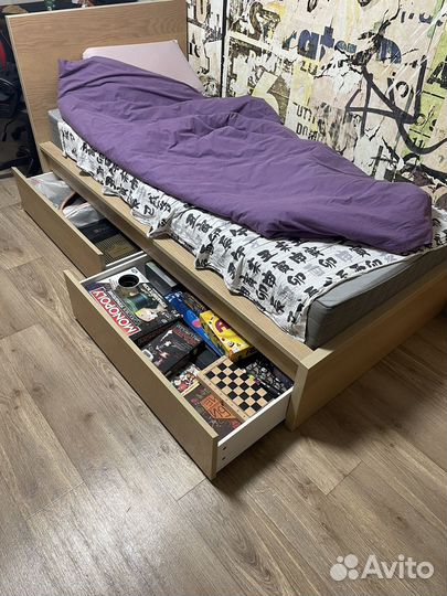 Кровать IKEA malm 90x200