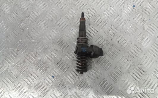 Форсунка дизельная audi A4 B7 (7DN34AL02)