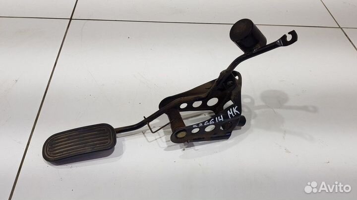 Педаль акселератора (Geely MK)