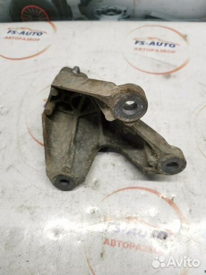 Кронштейн МКПП Ford Focus 1 1.6 fydb 2003