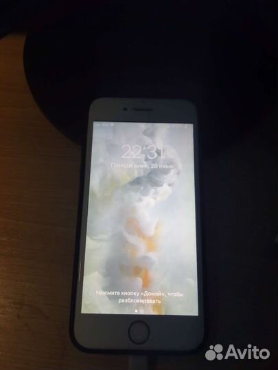 Телефон iPhone 6s