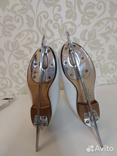 Фигурные коньки Risport Excellence 215